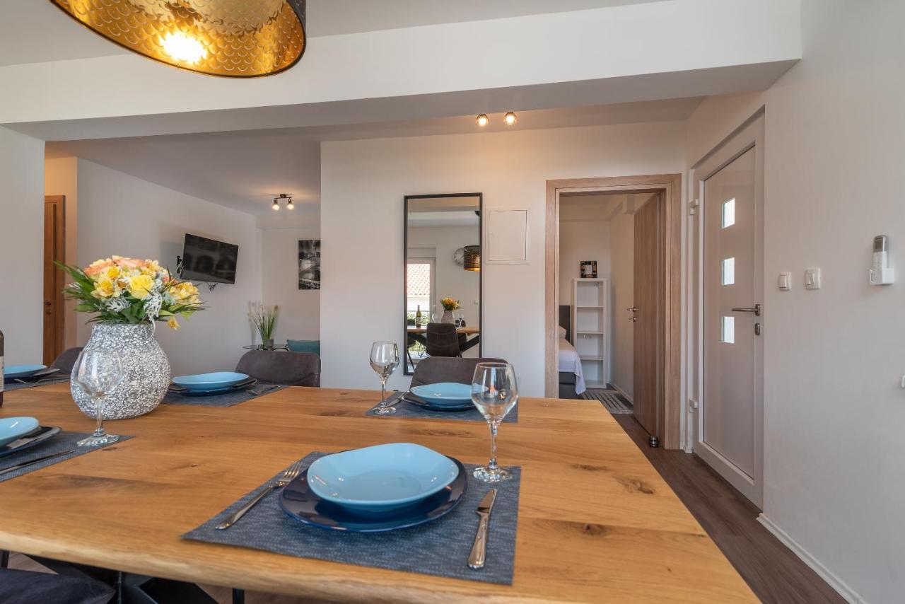 Delux Apartment Eva Τρογκίρ Εξωτερικό φωτογραφία
